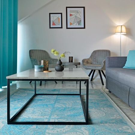 Joya Ofrynio Stylish Suites Ofrínion エクステリア 写真