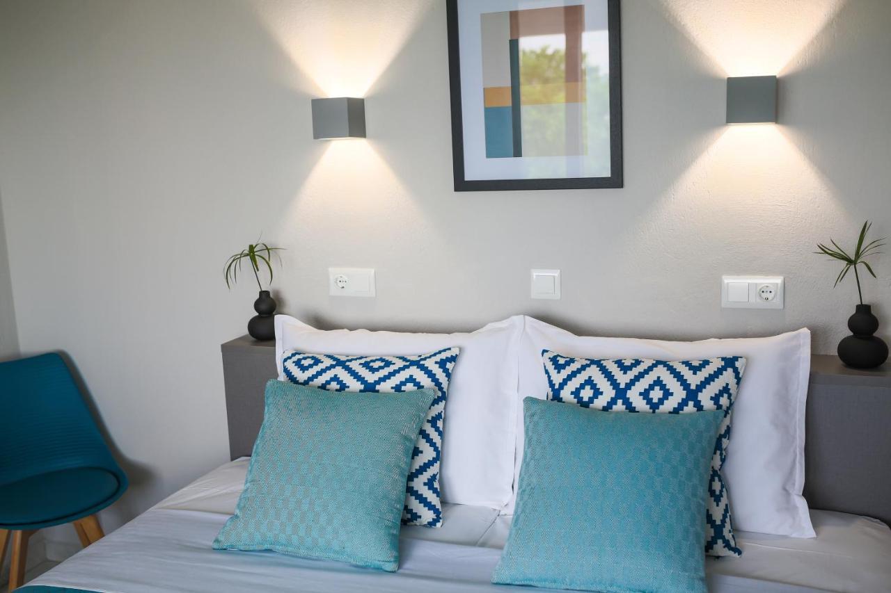 Joya Ofrynio Stylish Suites Ofrínion エクステリア 写真
