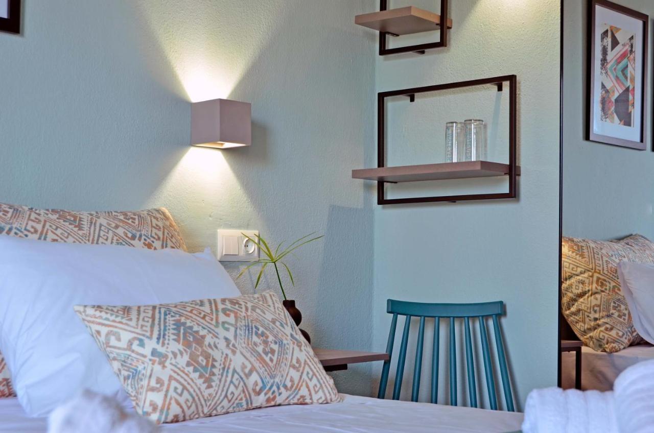 Joya Ofrynio Stylish Suites Ofrínion エクステリア 写真