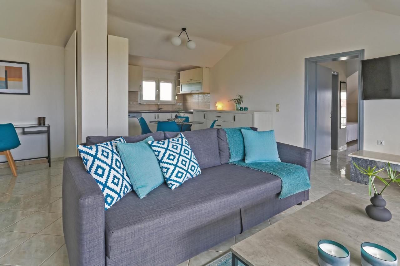 Joya Ofrynio Stylish Suites Ofrínion エクステリア 写真